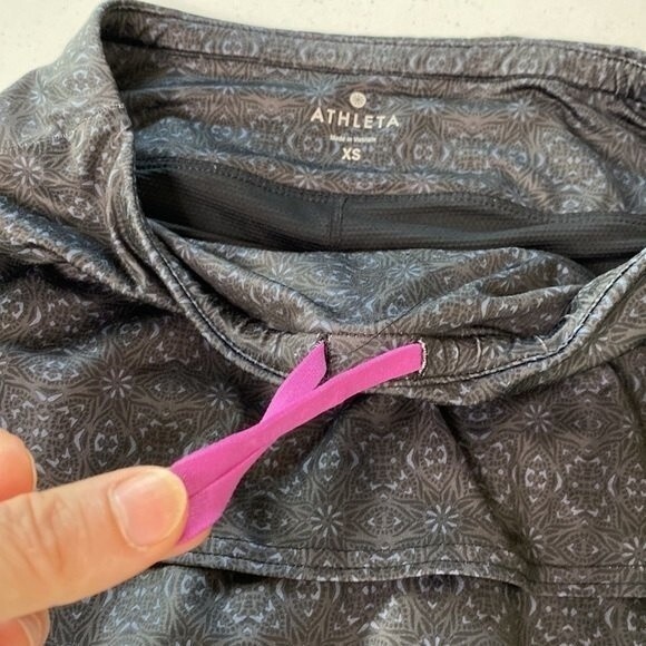 Athleta Swagger Tennis Skirt Skort Black with Blue Floral Print Tiered Ruffle - Picture 14 of 15